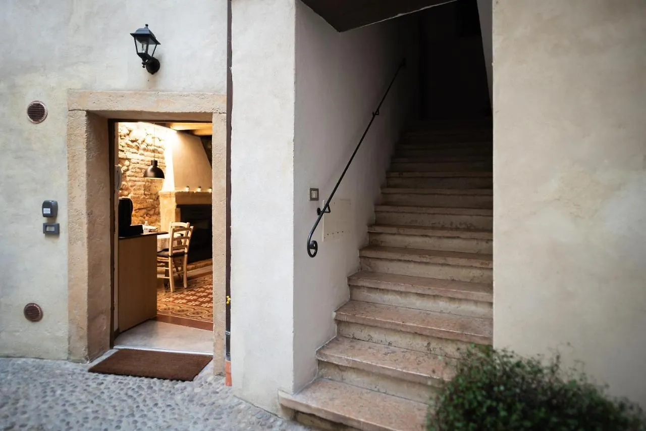 Becket Verona Flat Italy