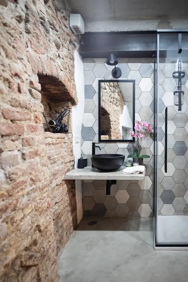 Becket Verona Flat Italy